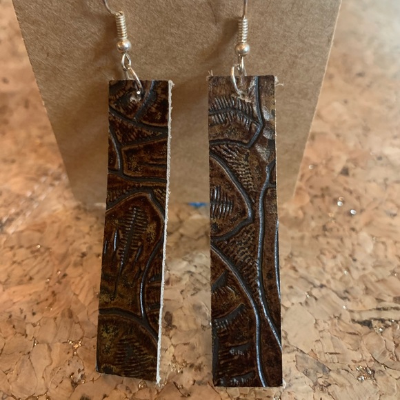 Brown Leather earrings - Picture 1 of 1